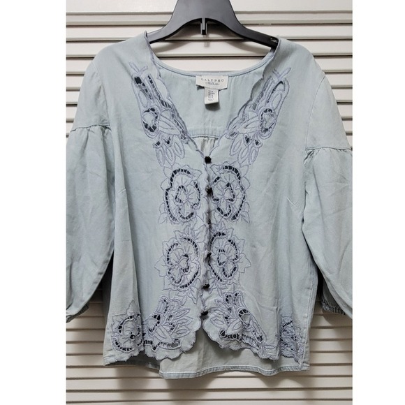Calypso St. Barth Tops - Blue Embroidered Eyelet Cotton Blouse Rose Buttons M Calypso St. Barth Womens